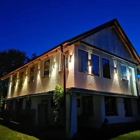 Gasthuis Varsadi Birtok Piano *